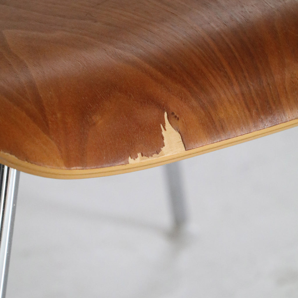 DCM Chair by Charles & Ray Eames for Herman Miller, plywood, mid century modern, bauhaus