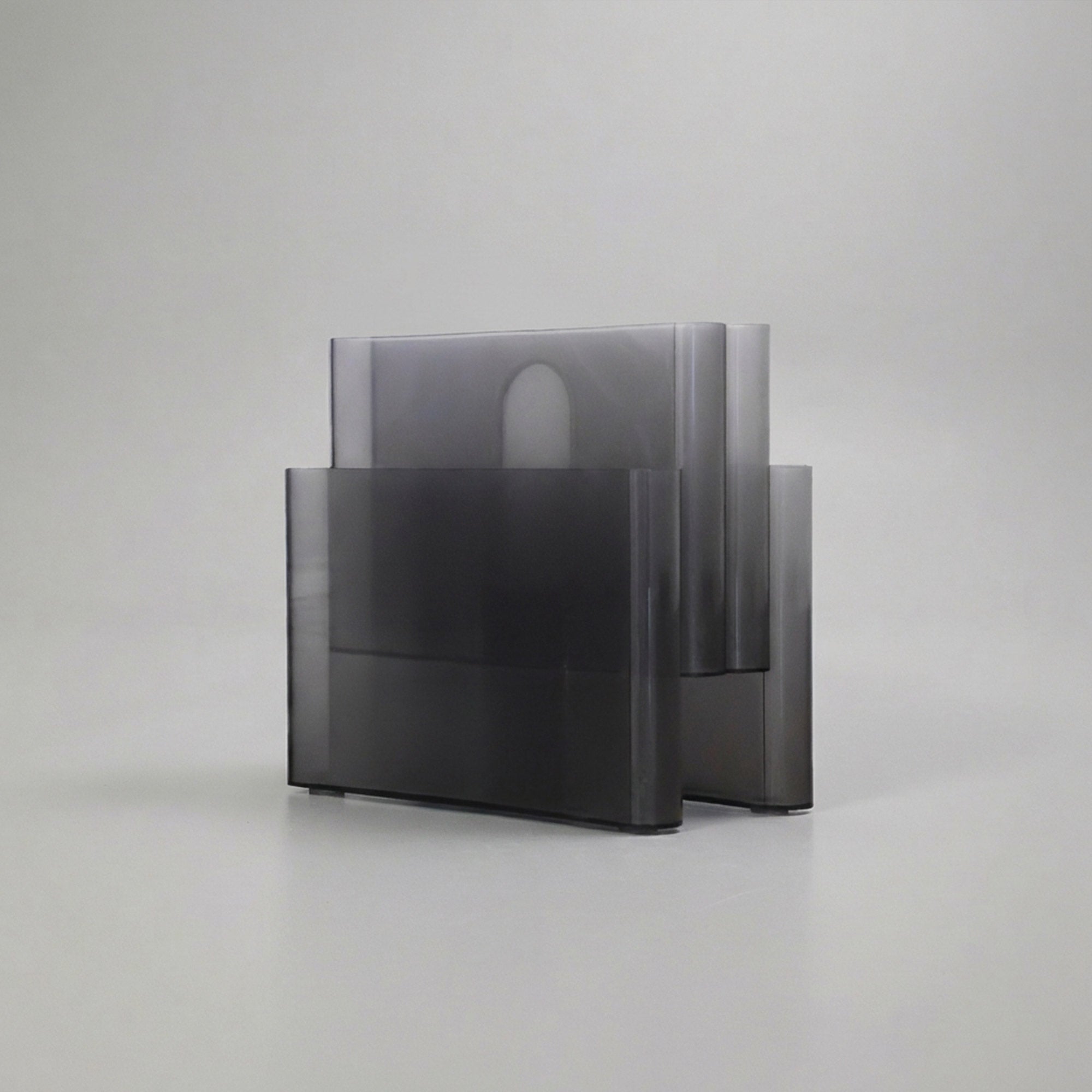 Magazine Rack by Giotto Stopino for Kartell - Clear dark grey