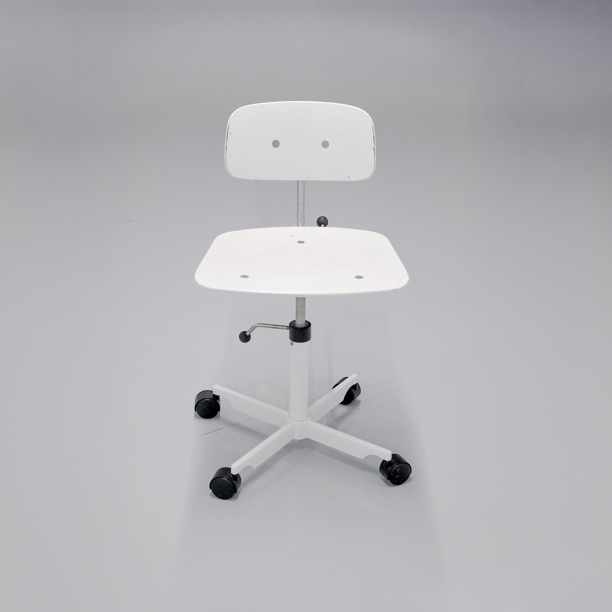 Desk Chair Kevi by Jorgen Rasmussen for Fritz Hansen - White wood