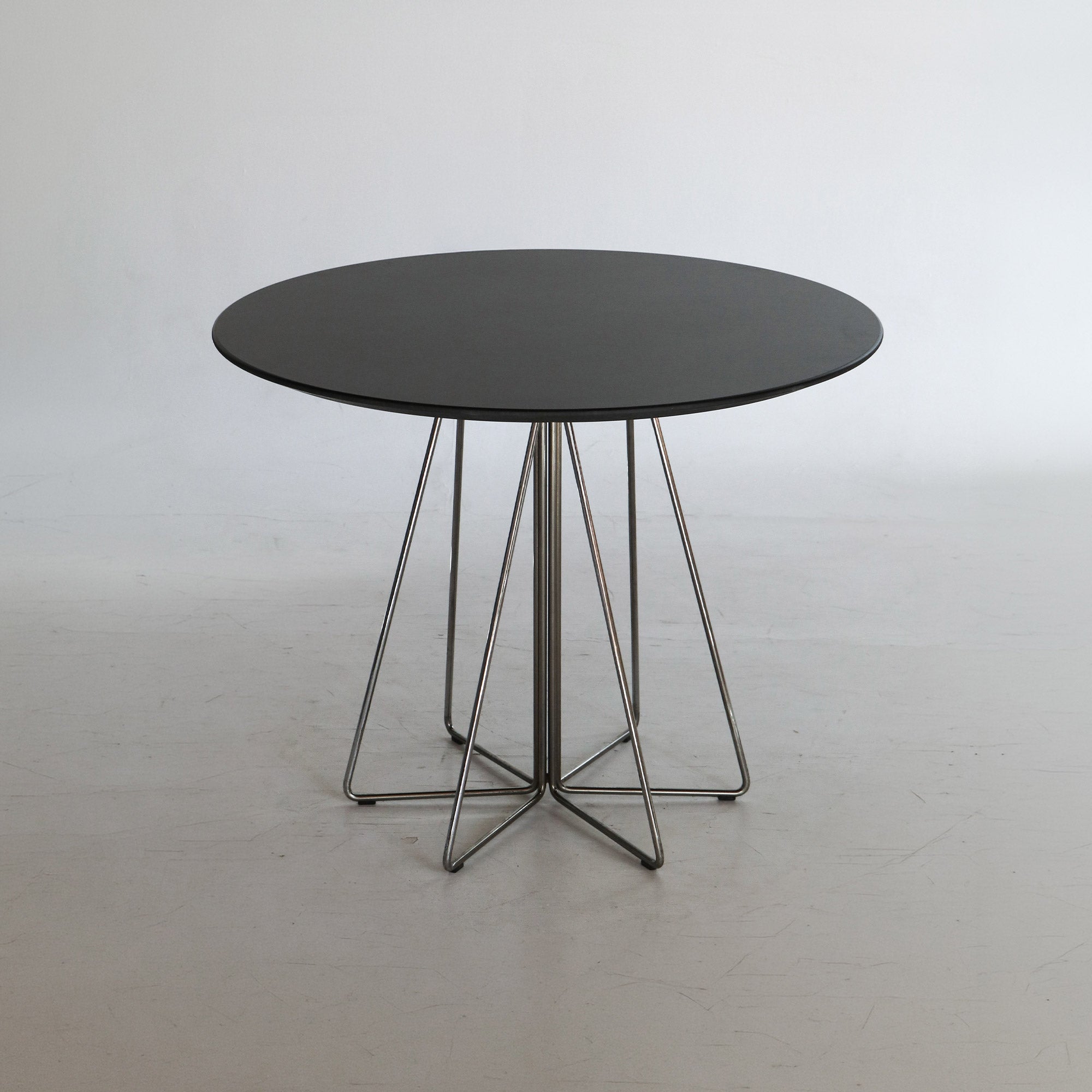 dining table paperclip by vignelli studio for knoll - chrome and black