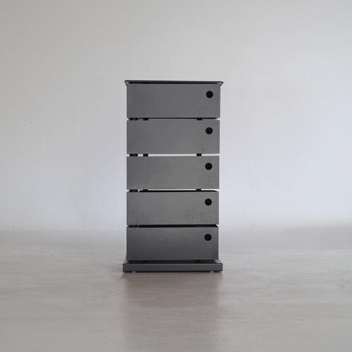 Metal drawer tower by dottus