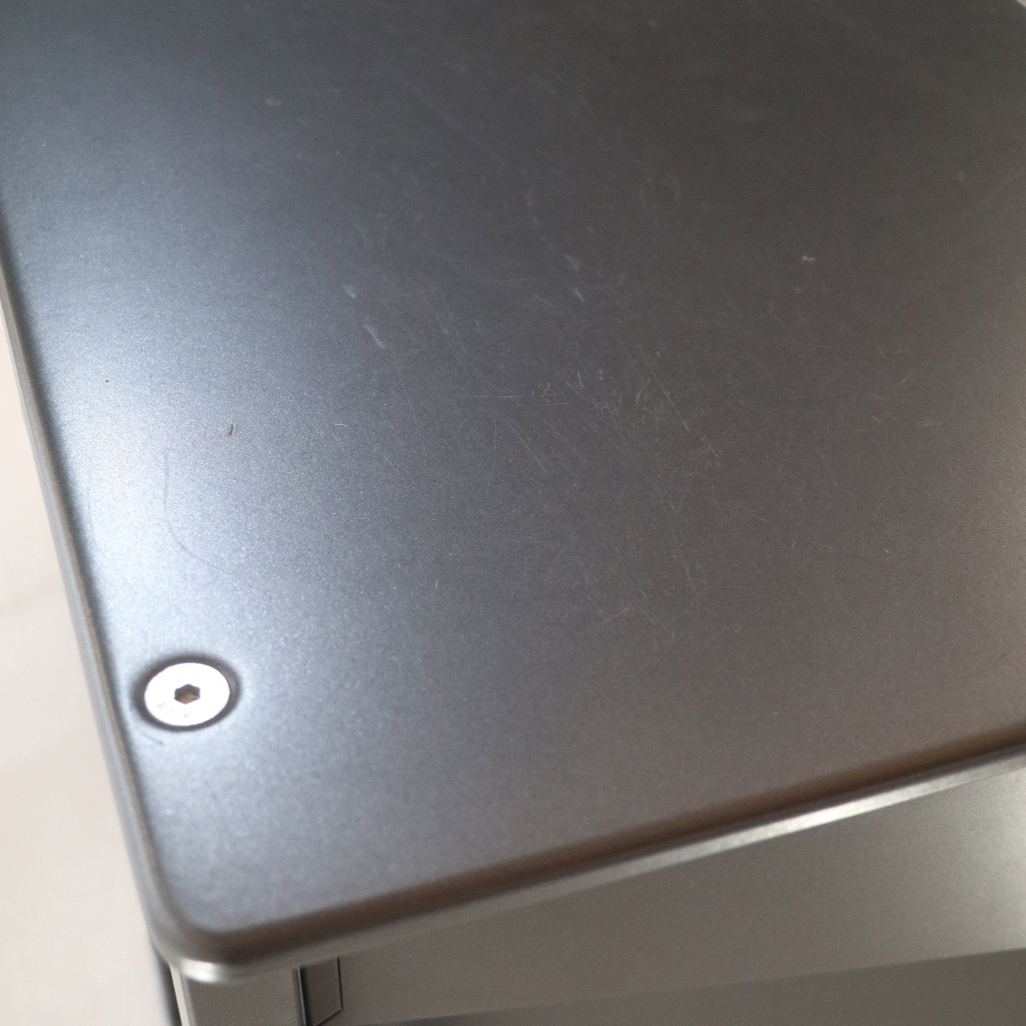 Metal drawer tower by dottus