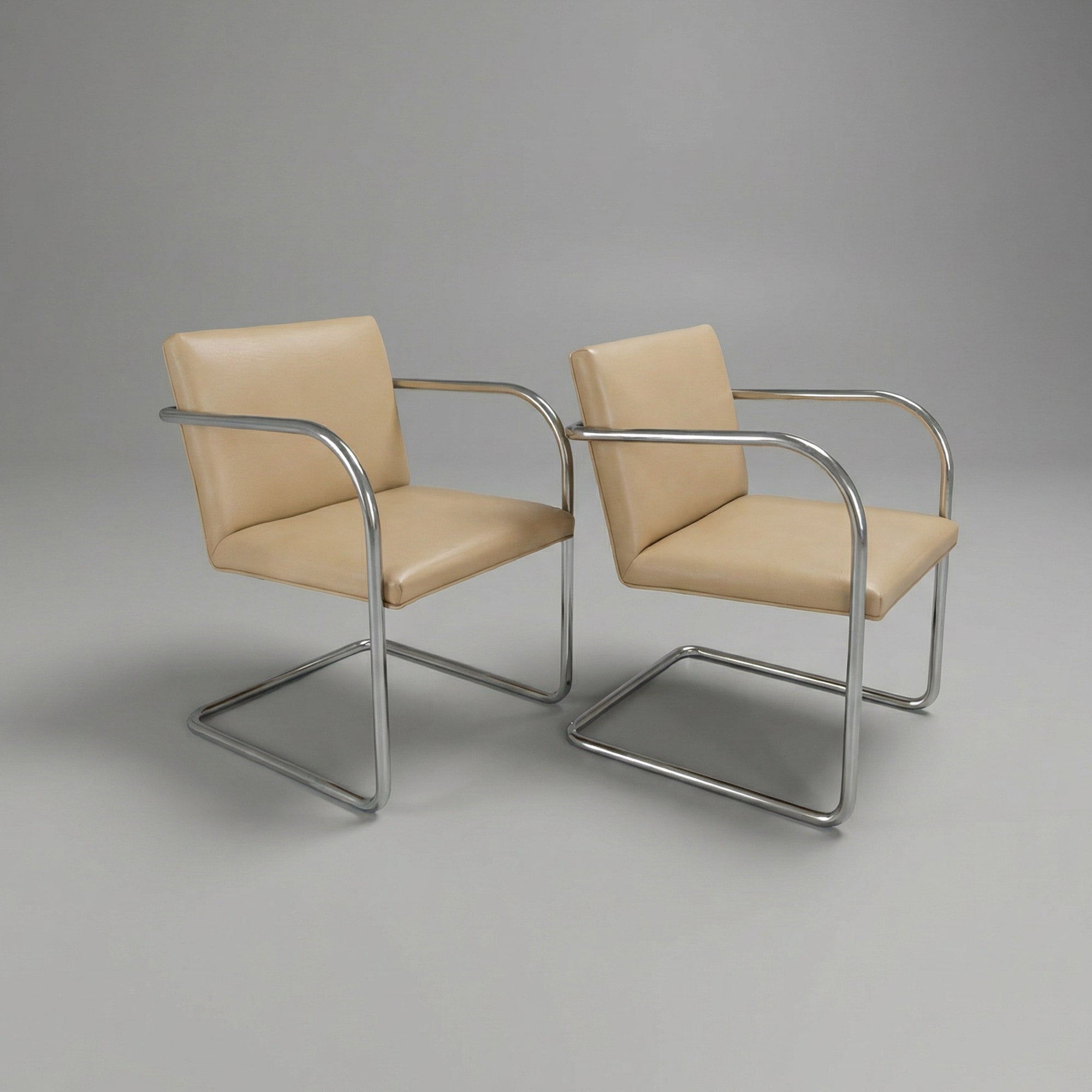 Armchair BRNO by Ludwig Mies Van De Rohe for Thonet - camel leather and aluminum tubular base - bauhaus