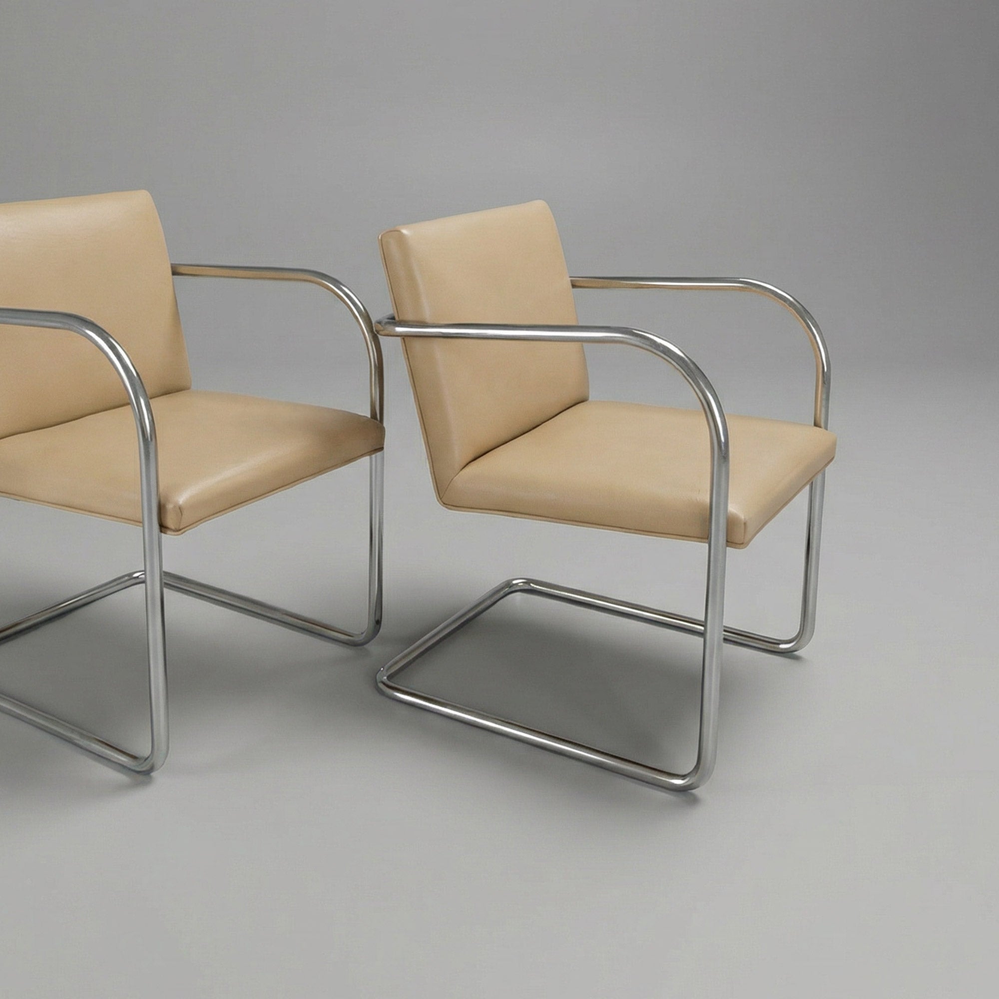 Armchair BRNO by Ludwig Mies Van De Rohe for Thonet - camel leather and aluminum tubular base - bauhaus